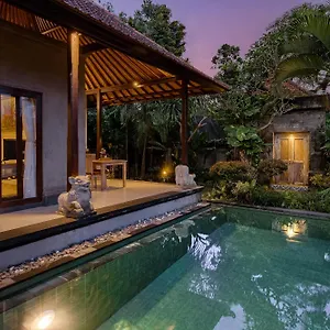  Villa Pratiwi