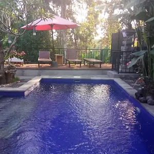  Bed & Breakfast Kerta Family
