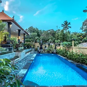 Putri Sari Ubud